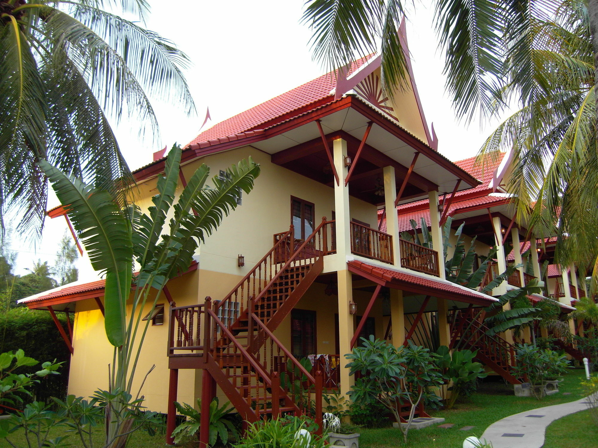 Palm Village Rawai Exteriör bild